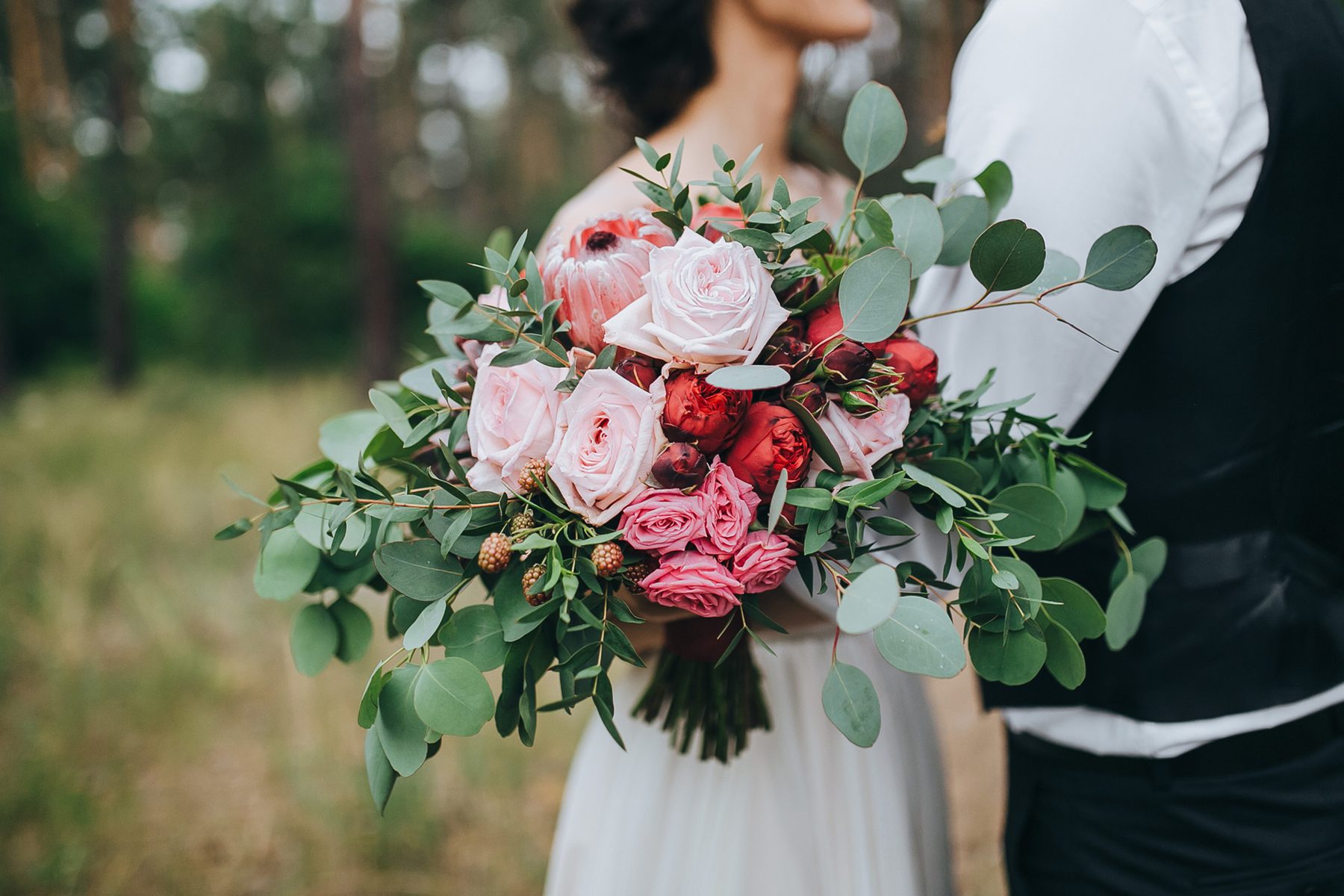 A bouquet of soft pink garden roses