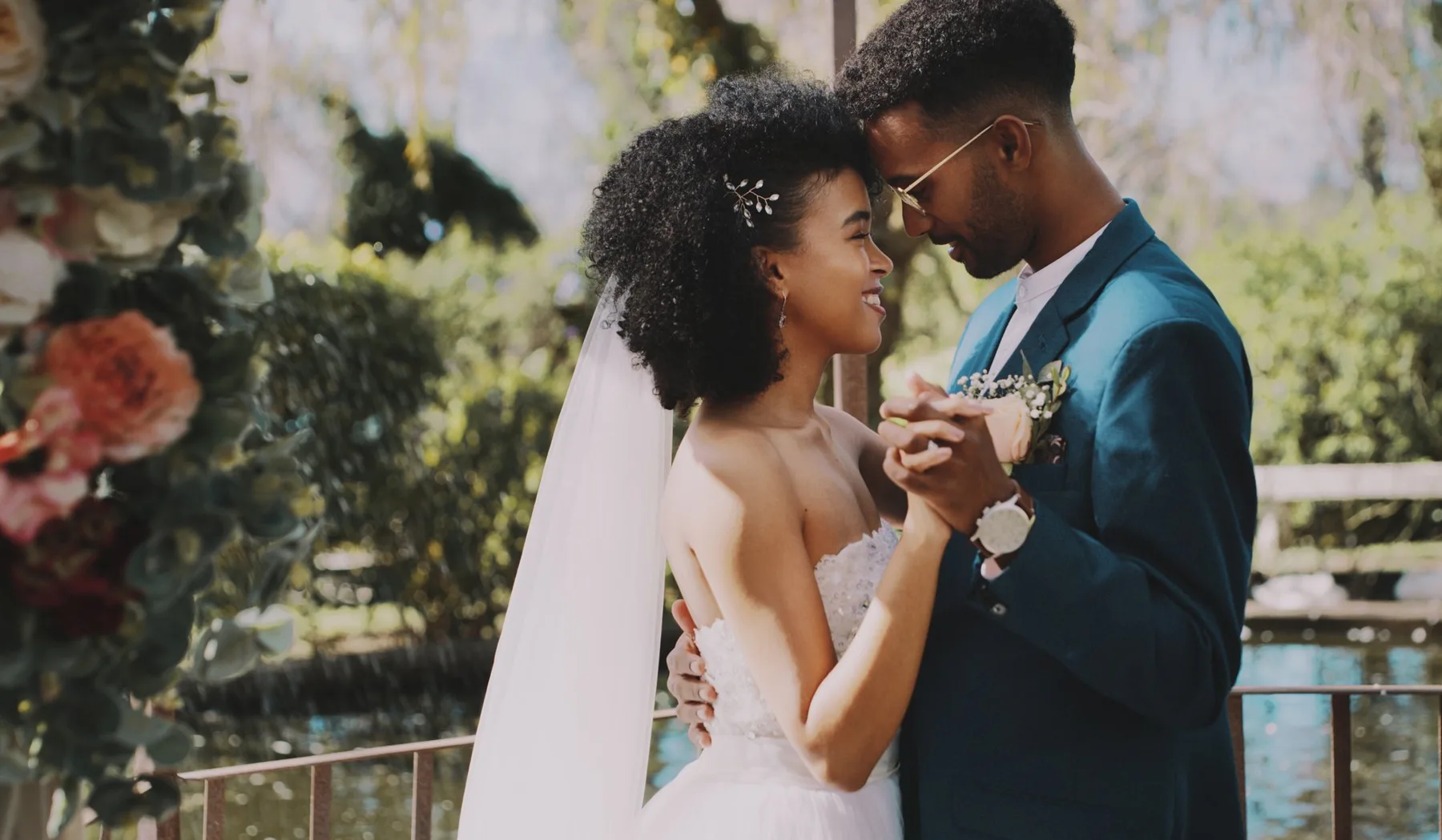 5 Things You Shouldn't Expect Your Wedding Planner to Do