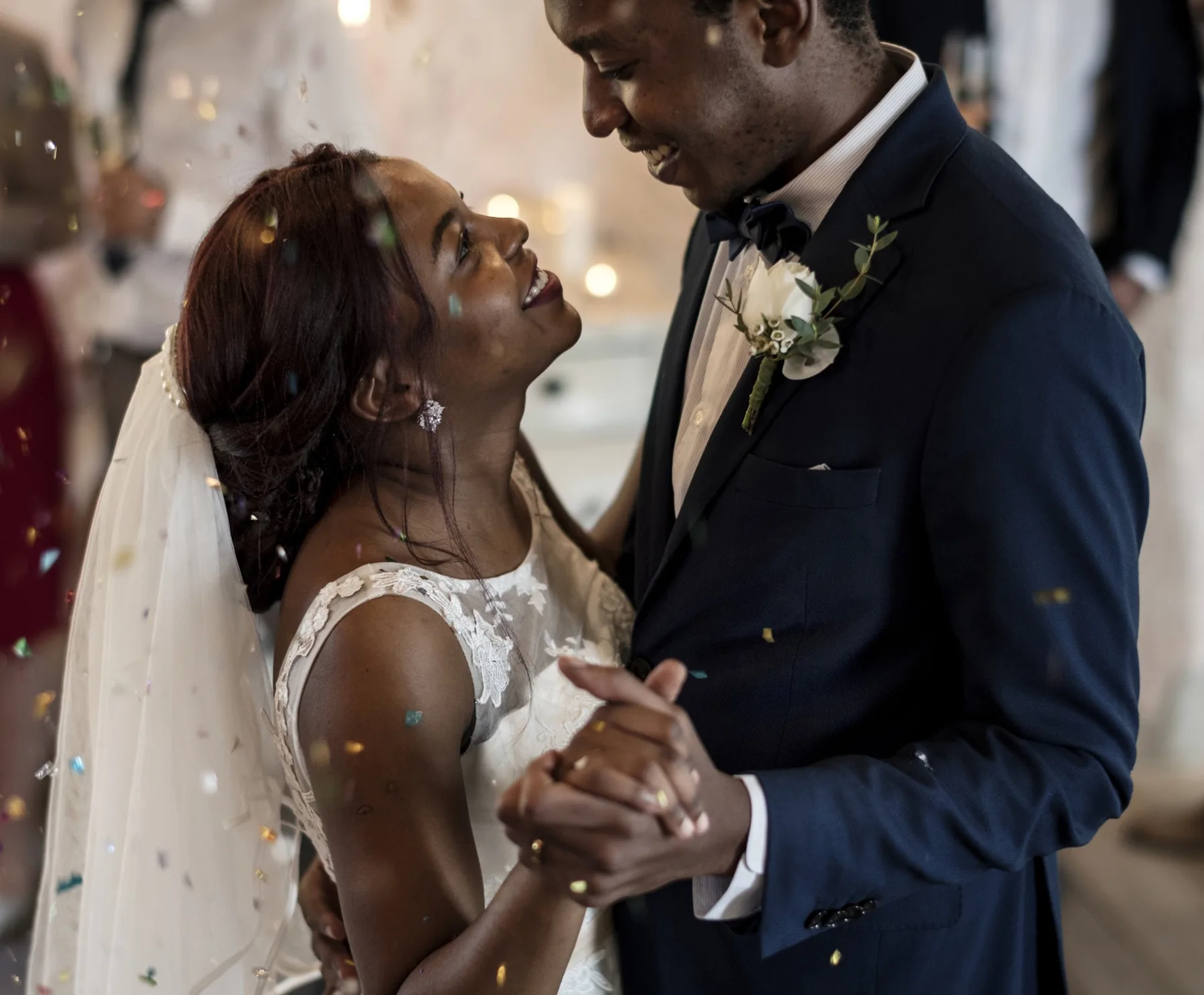 "Essential Questions to Ask When Shopping for a Wedding Planner"