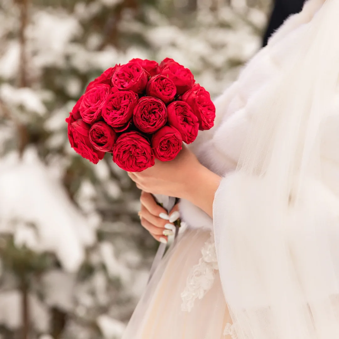 Unconventional Winter Wedding Ideas to Make Your Big Day Snow Perfect
